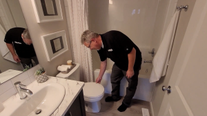 Toilet Seat Tighten
